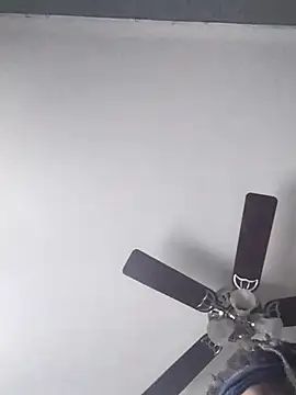 Snapshot of Cantgetenough0069 chatting on March 5, 7:32 pm Cantgetenough0069 online show from March 5, 7:32 pm