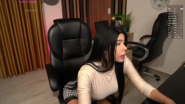 Snapshot of secretary_bj chatting on October 9, 8:51 pm secretary bj online show from October 9, 8:51 pm