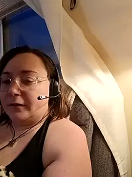 pinkcheetah12 online show from February 8, 10:57 pm