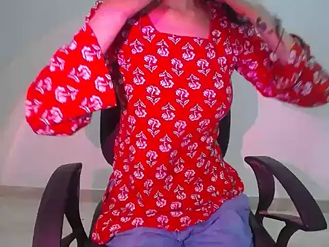 Farhana beautyfull online show from June 24, 4:33 am