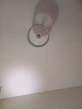 Snapshot of MeKaniCmurcia chatting on March 6, 3:41 pm MeKaniCmurcia online show from March 6, 3:41 pm