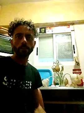 Snapshot of MeKaniCmurcia chatting on March 30, 12:00 am MeKaniCmurcia online show from March 30, 12:00 am