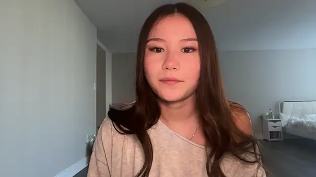 Snapshot of luvvivii chatting on July 10, 12:41 pm luvvivii online show from July 10, 12:41 pm