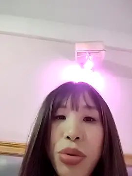 Snapshot of thobaby99 chatting on February 8, 6:06 am thobaby99 online show from February 8, 6:06 am