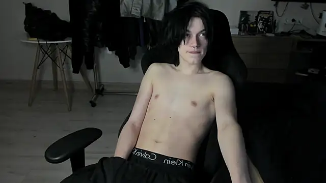 Snapshot of JohnGaliano chatting on May 25, 9:43 pm JohnGaliano online show from May 25, 9:43 pm