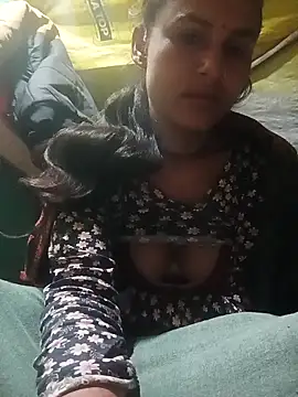 Cuty priti online show from February 8, 11:30 pm