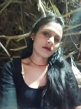 Snapshot of Cuty_priti chatting on May 5, 4:48 pm Cuty priti online show from May 5, 4:48 pm