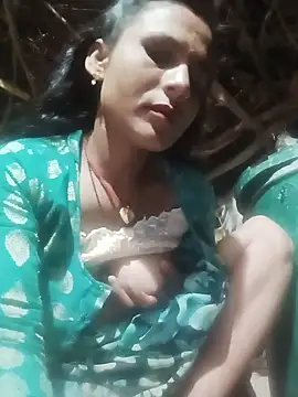Snapshot of Cuty_priti chatting on June 8, 7:25 pm Cuty priti online show from June 8, 7:25 pm