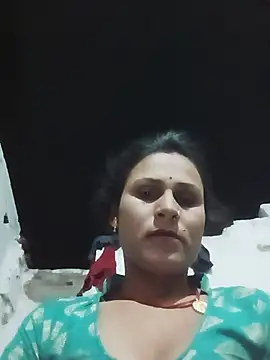 Snapshot of Cuty_priti chatting on June 28, 6:03 pm Cuty priti online show from June 28, 6:03 pm