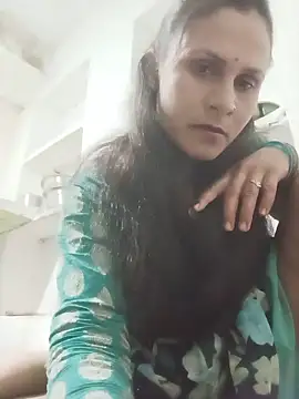 Snapshot of Cuty_priti chatting on June 30, 5:03 pm Cuty priti online show from June 30, 5:03 pm