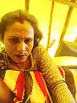 Snapshot of Cuty_priti chatting on July 15, 7:57 am Cuty priti online show from July 15, 7:57 am