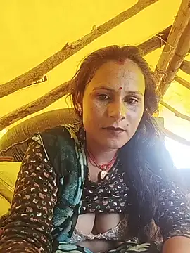 Snapshot of Cuty_priti chatting on July 16, 7:36 am Cuty priti online show from July 16, 7:36 am