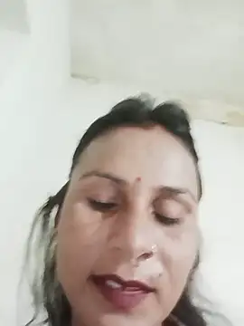 Snapshot of Cuty_priti chatting on July 19, 6:55 pm Cuty priti online show from July 19, 6:55 pm
