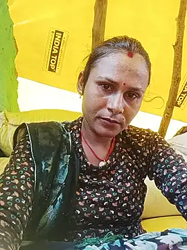 Snapshot of Cuty_priti chatting on July 20, 7:11 am Cuty priti online show from July 20, 7:11 am