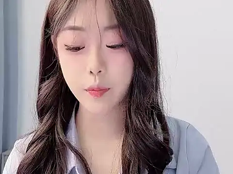 smalldaisy online show from January 11, 2:05 am