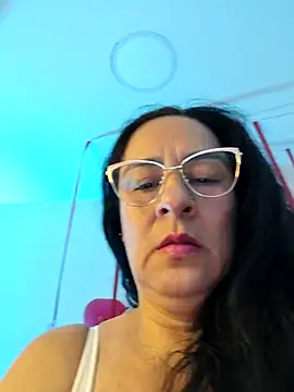 KiaraFoster online show from February 18, 11:17 am