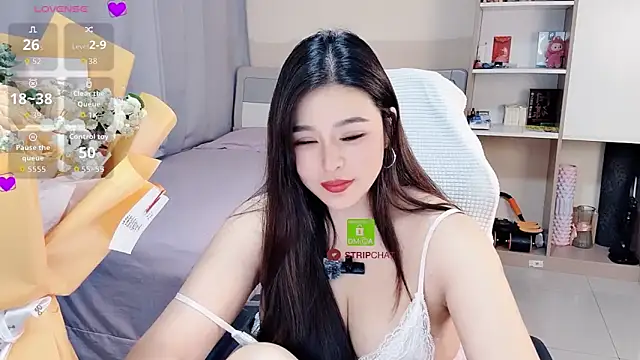 Ogravity  online show from May 14, 3:30 pm