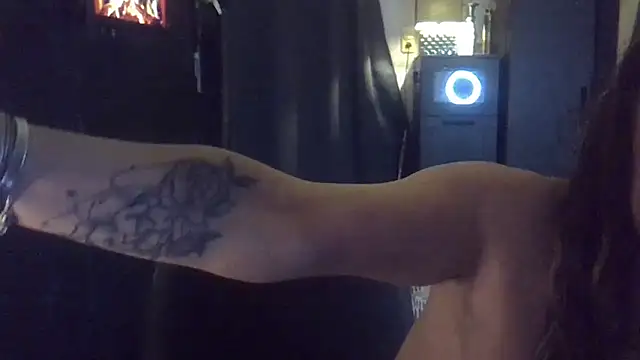 labelgecoquine online show from January 23, 11:15 pm