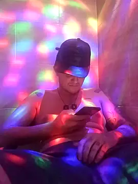 re  m online show from December 20, 3:52 pm