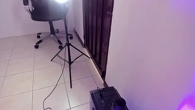 im jasper online show from March 18, 8:01 pm