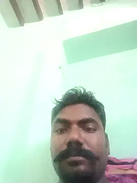 Snapshot of Tamilpaiyan07 chatting on May 11, 5:57 am Tamilpaiyan07 online show from May 11, 5:57 am