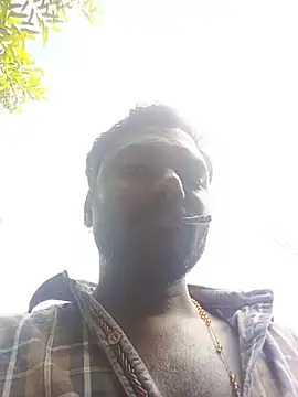 Snapshot of Tamilpaiyan07 chatting on July 5, 4:19 am Tamilpaiyan07 online show from July 5, 4:19 am