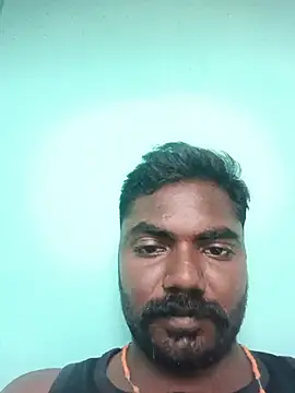 Snapshot of Tamilpaiyan07 chatting on July 28, 12:48 pm Tamilpaiyan07 online show from July 28, 12:48 pm
