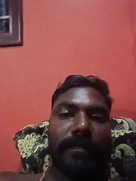 Snapshot of Tamilpaiyan07 chatting on August 4, 6:54 pm Tamilpaiyan07 online show from August 4, 6:54 pm