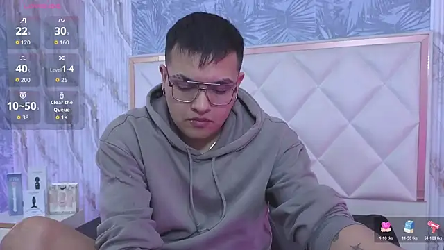 Hades tay online show from December 20, 11:50 am