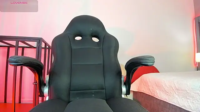 Charlotteinpole online show from February 13, 4:08 am