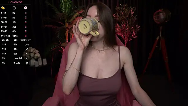 Velouraa online show from March 1, 10:12 pm