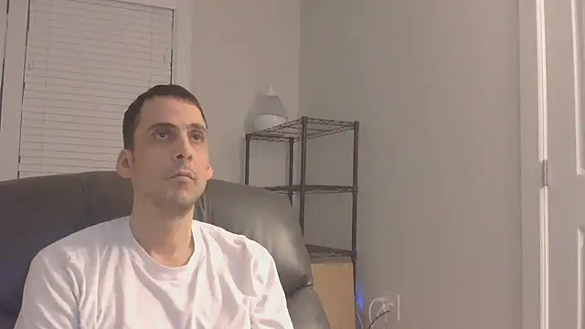 Snapshot of SissyJosh chatting on December 20, 3:13 am SissyJosh online show from December 20, 3:13 am