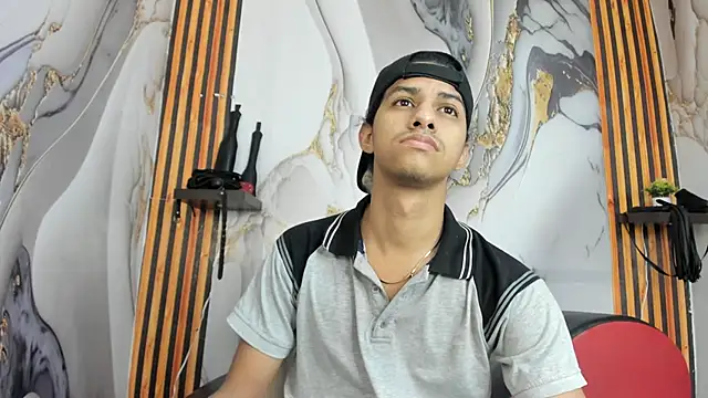 Victor LatinBoy online show from January 15, 11:59 am