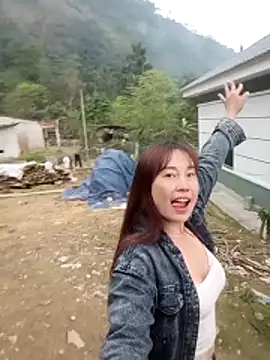 boiboi001 online show from March 13, 8:43 am