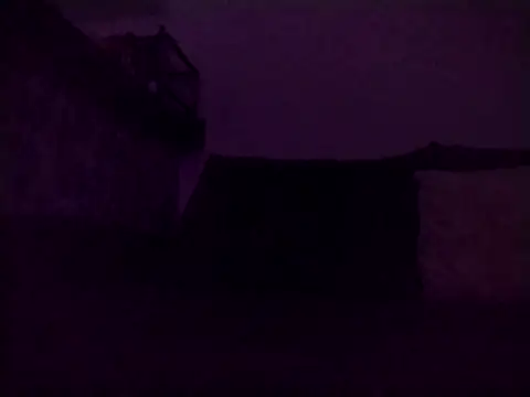 Snapshot of mellzinhacasada chatting on February 22, 8:24 am mellzinhacasada online show from February 22, 8:24 am