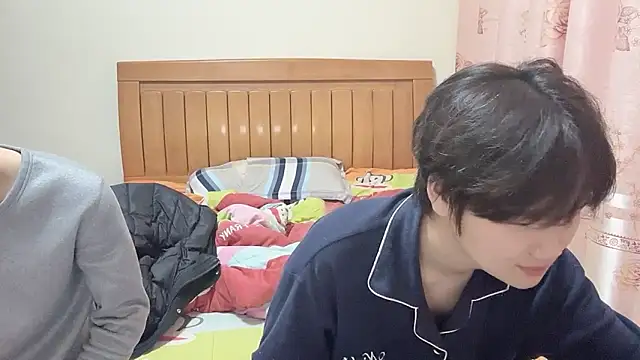 Snapshot of junnan001 chatting on January 11, 10:20 am junnan001 online show from January 11, 10:20 am