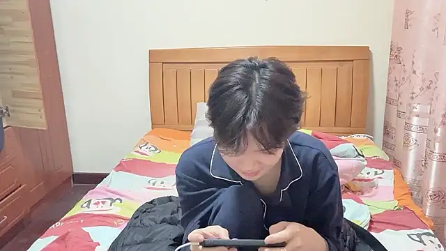 Snapshot of junnan001 chatting on January 16, 11:25 am junnan001 online show from January 16, 11:25 am