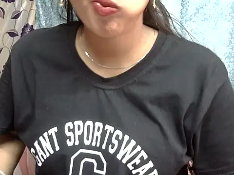 Snapshot of cute_Dirty_Diva chatting on June 22, 2:57 am cute Dirty Diva online show from June 22, 2:57 am