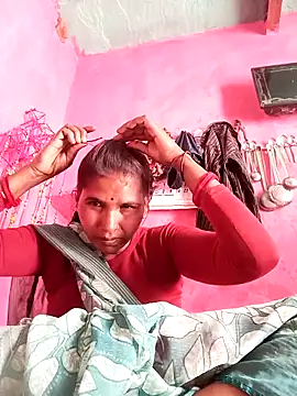 Snapshot of Rakhi_cut chatting on May 8, 5:57 am Rakhi cut online show from May 8, 5:57 am
