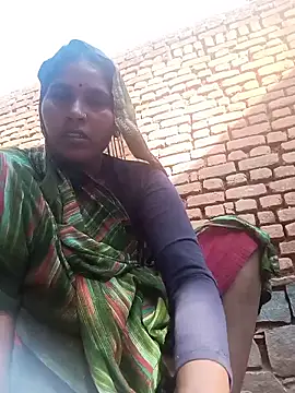 Snapshot of Rakhi_cut chatting on May 21, 1:45 am Rakhi cut online show from May 21, 1:45 am