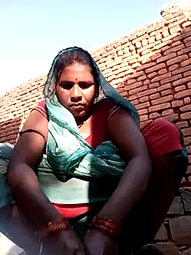 Snapshot of Rakhi_cut chatting on May 22, 1:24 am Rakhi cut online show from May 22, 1:24 am