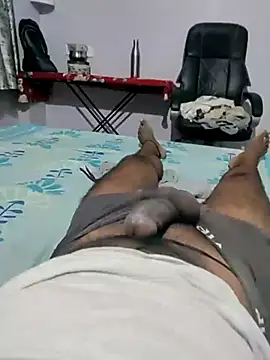 Snapshot of hydhunk26 chatting on June 3, 6:24 pm hydhunk26 online show from June 3, 6:24 pm