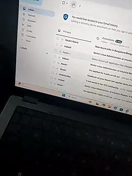 Snapshot of hydhunk26 chatting on July 7, 9:57 am hydhunk26 online show from July 7, 9:57 am