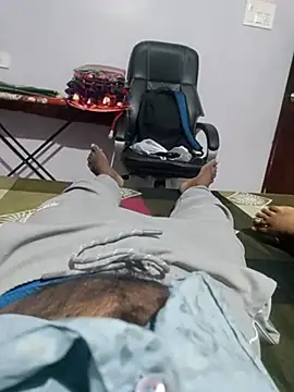 Snapshot of hydhunk26 chatting on July 13, 7:16 pm hydhunk26 online show from July 13, 7:16 pm