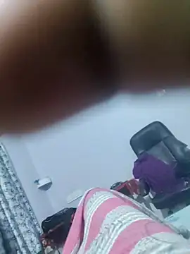Snapshot of hydhunk26 chatting on July 28, 5:34 pm hydhunk26 online show from July 28, 5:34 pm