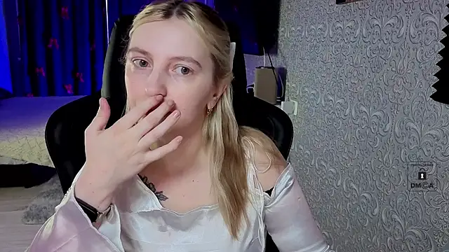 Eva Vibe  online show from February 11, 4:17 am