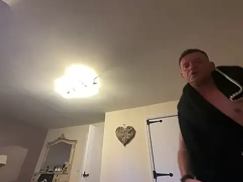 Snapshot of Rich_Hannon chatting on February 4, 9:26 am Rich Hannon online show from February 4, 9:26 am