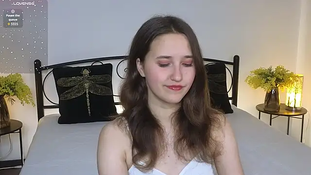 Snapshot of JesseCaits chatting on May 19, 8:04 pm JesseCaits online show from May 19, 8:04 pm