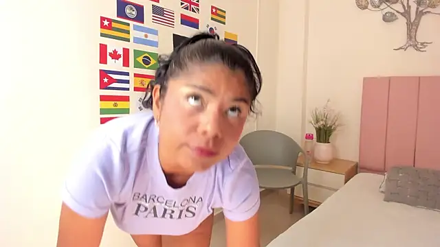 Luz noxentia online show from July 1, 8:08 pm