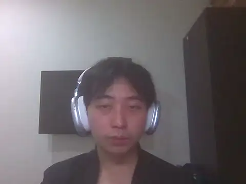 Snapshot of AJIJI1010 chatting on December 22, 6:49 pm AJIJI1010 online show from December 22, 6:49 pm